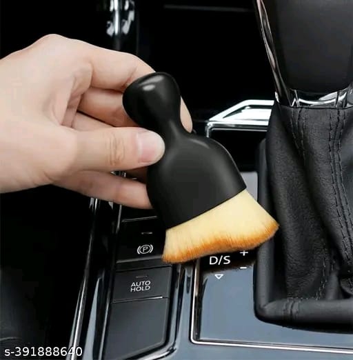 Brush Mini Car Aing Brush with Handle and Dust Cover Car AC Vent Aer Dashboard Aer Accessories for Detailing Brush Multipurpose Gadget Aer Car Duster Brush (Small) (1pcs)