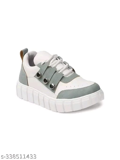 WOMEN SNEAKER