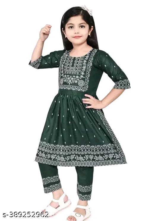 Baby Girl's Rayon Printed Round Neck Naira Cut Kurti With Pant (Navy Blue)