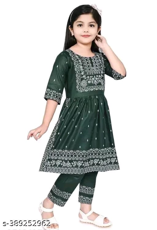 Baby Girl's Rayon Printed Round Neck Naira Cut Kurti With Pant (Navy Blue)