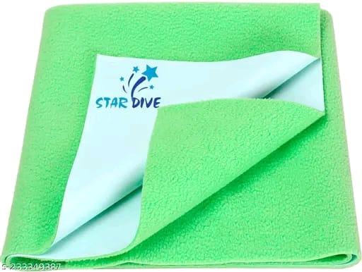 STAR DIVE Waterproof Drysheet, Baby bed Protector, Urine Sheet, Diaper free Sleeping Mat, Play Mat, Massage Mat, Menstrual flow Mat, washable, Reusable, Breathable, Skin Friendly, Heat Free, small size 50X70 cm (pack of 3)