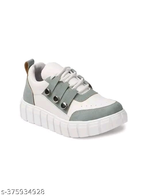 WOMEN SNEAKER