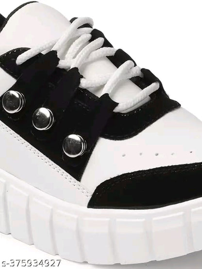 WOMEN SNEAKER