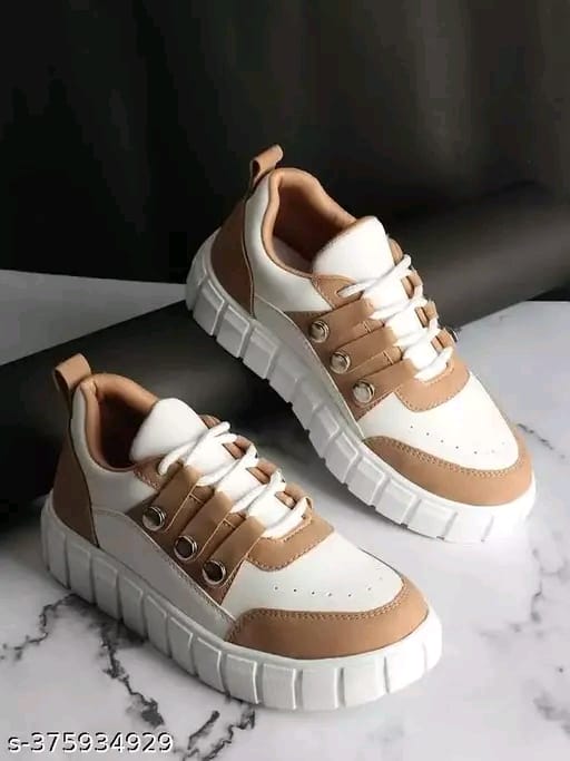 WOMEN SNEAKER