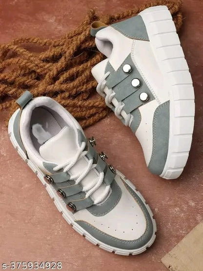 WOMEN SNEAKER