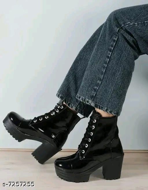 Trendy Women Boots Casual Shoes for women