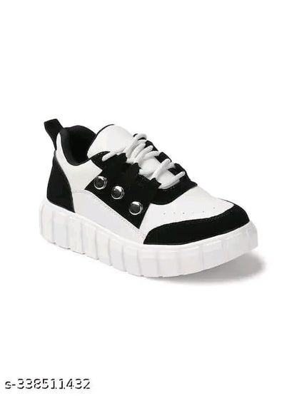 WOMEN SNEAKER