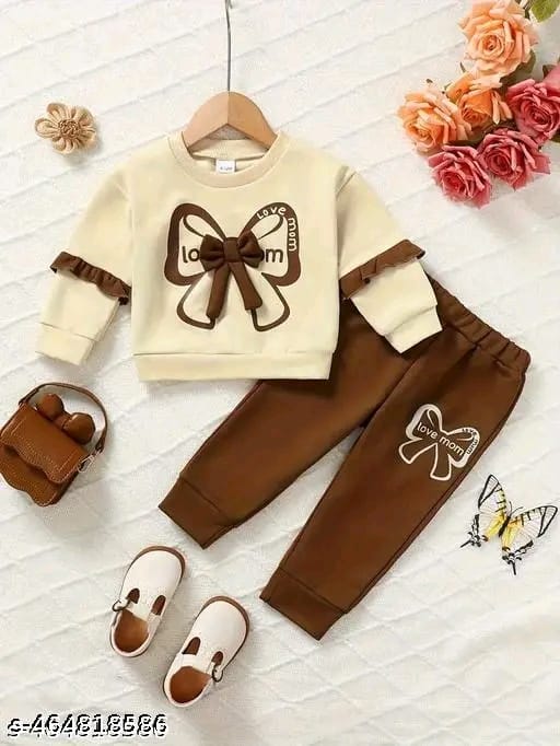 2pcs Baby Girls love mom Print Round Neck Long Sleeve Sweatshirt & Pant Outdoor Set
