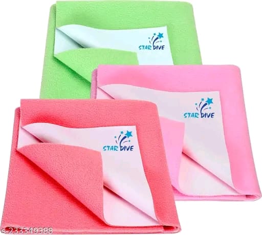 STAR DIVE Waterproof Drysheet, Baby bed Protector, Urine Sheet, Diaper free Sleeping Mat, Play Mat, Massage Mat, Menstrual flow Mat, washable, Reusable, Breathable, Skin Friendly, Heat Free, small size 50X70 cm (pack of 3)
