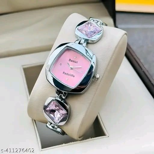 New Fancy Solid Dial Attractive Metal Chain Attractive Bracelet Analog Watch for Women